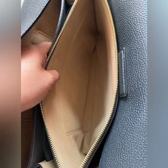 NWOT MCM PHANTOM MILLA 2 way - Picture 8 of 15